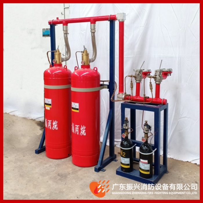 七氟丙烷滅火器是一種高效、環保、安全的消防設備